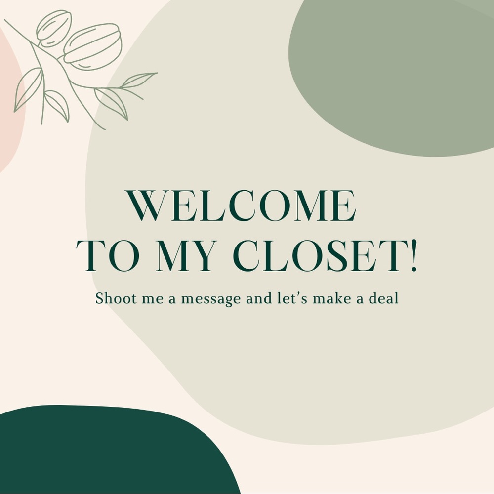 HELLO! Welcome to my closet!